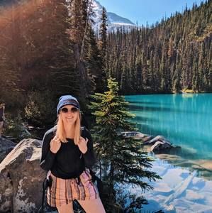 Meet your Posher, Emma